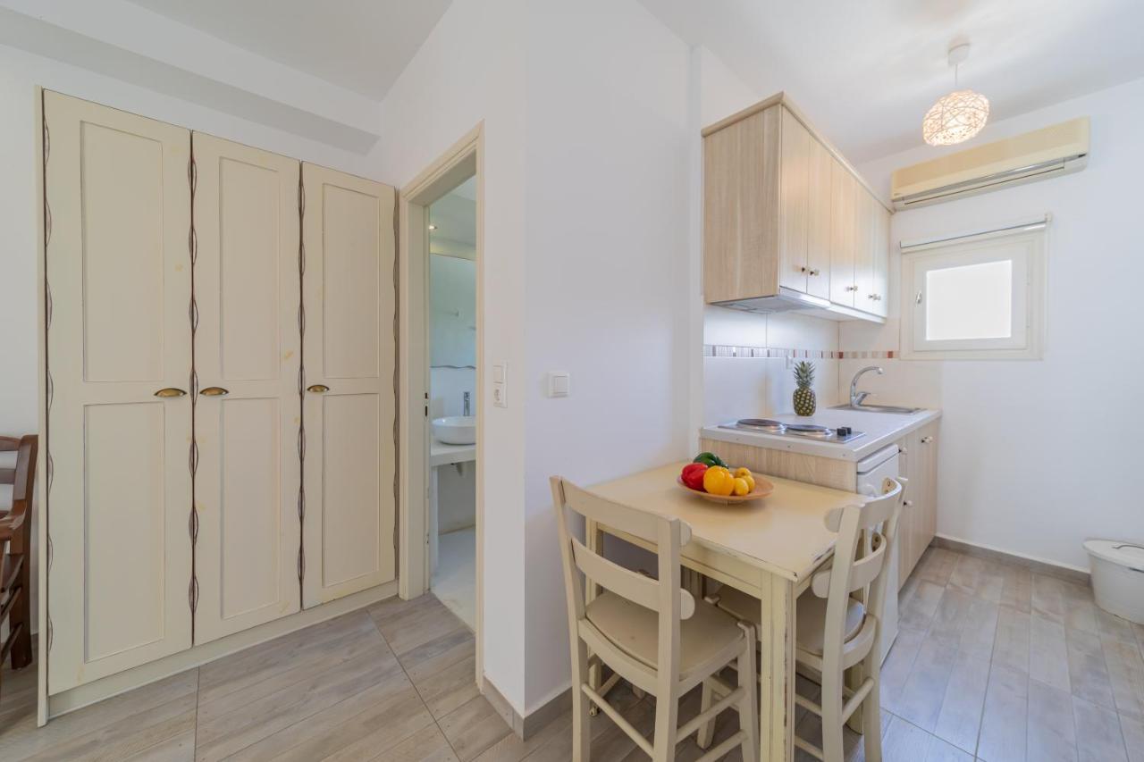 Anemomilos Beach Hotel Agia Anna  Екстер'єр фото
